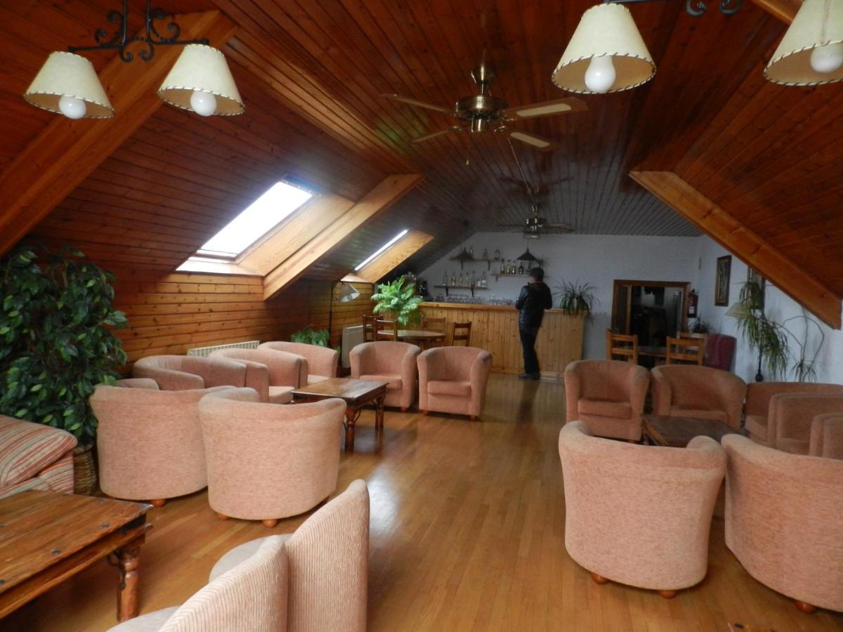 Hotel Escalar Пантикоса Екстериор снимка