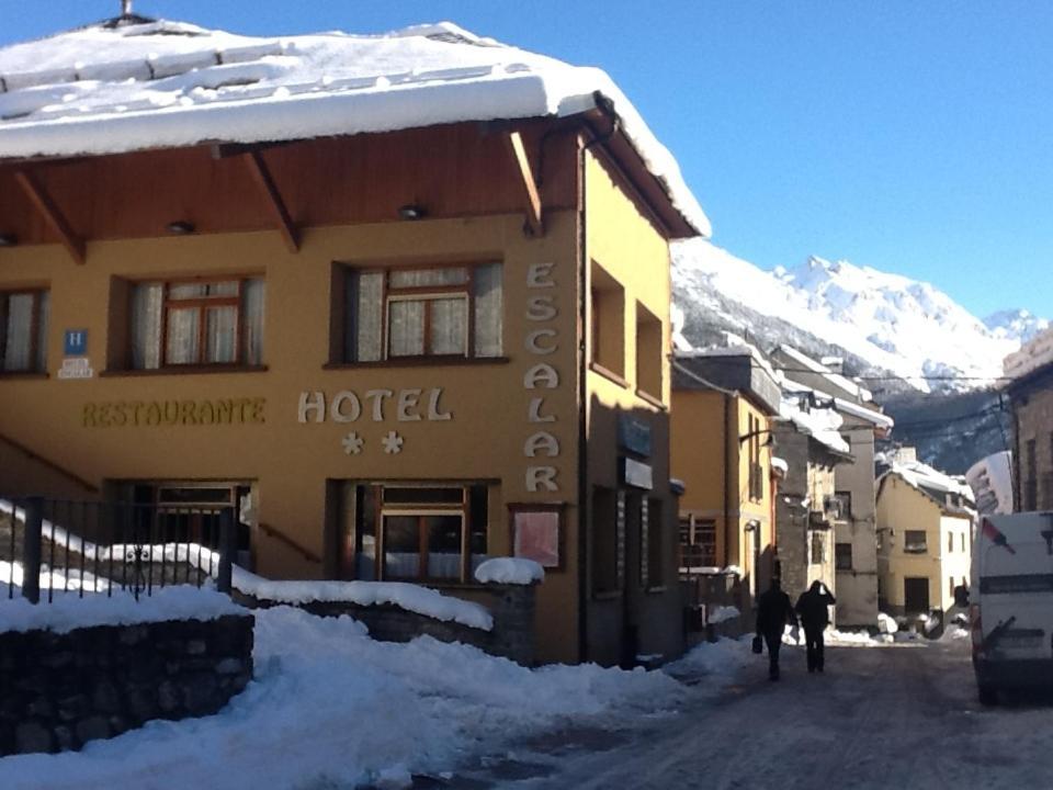 Hotel Escalar Пантикоса Екстериор снимка
