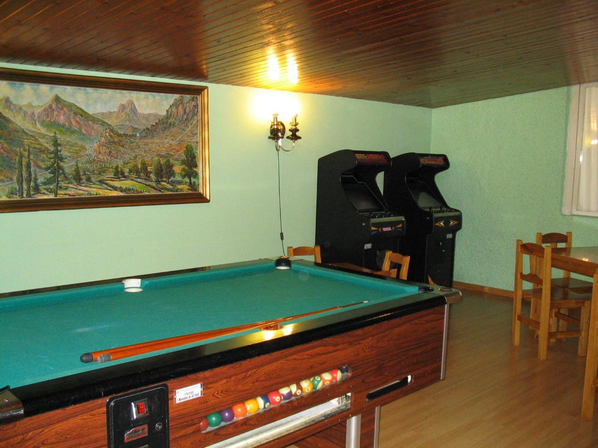 Hotel Escalar Пантикоса Екстериор снимка