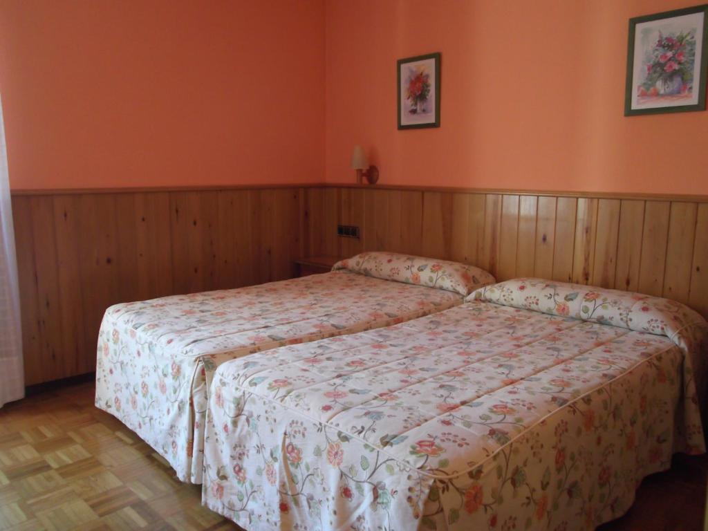 Hotel Escalar Пантикоса Стая снимка